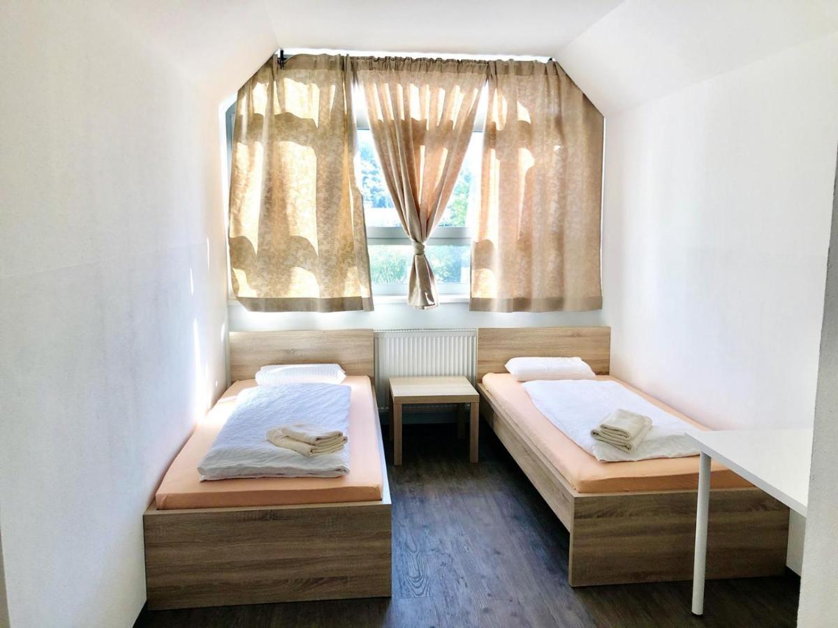 Jugendherberge Innsbruck - Youth Hostel ภายนอก รูปภาพ