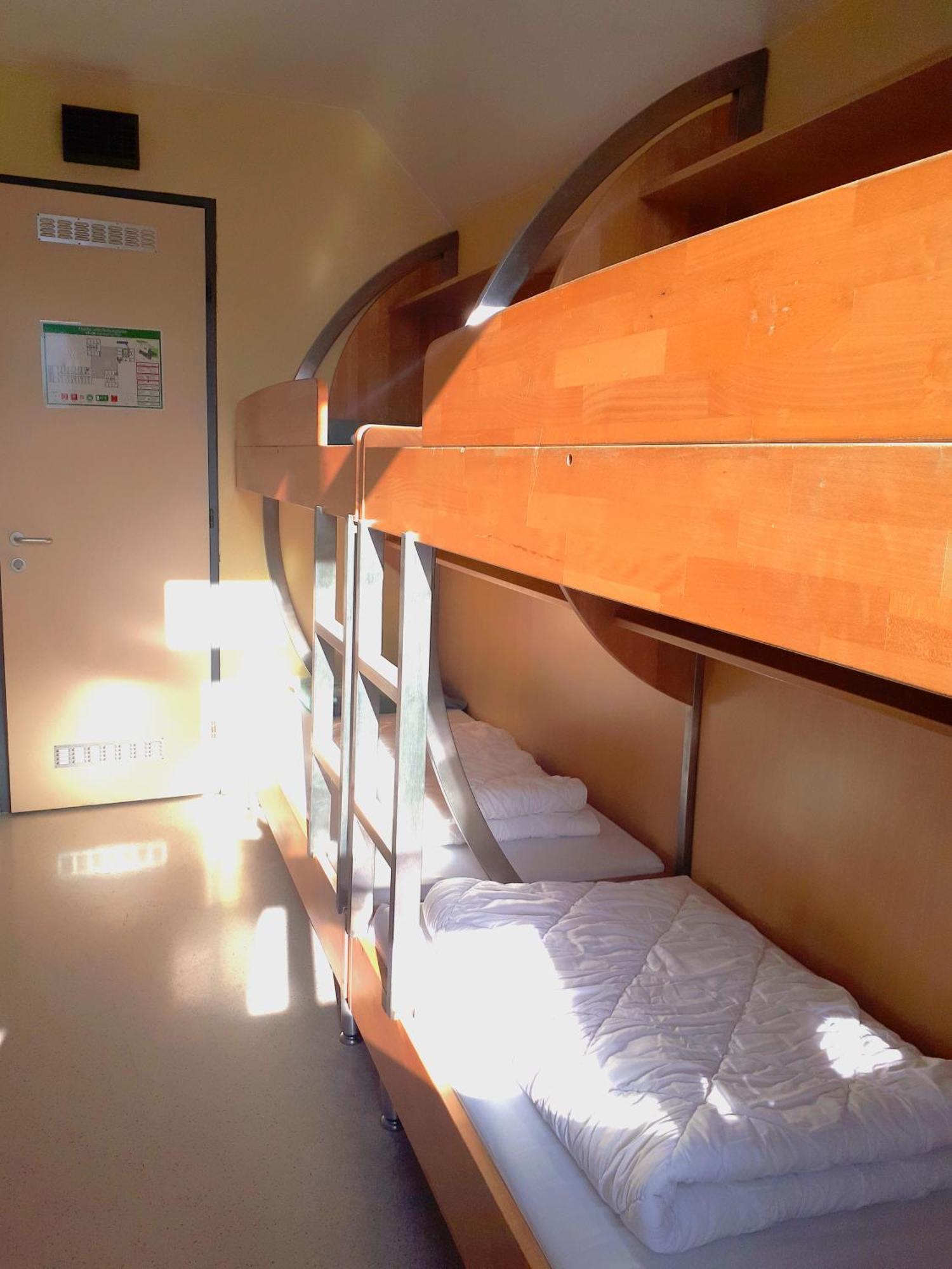 Jugendherberge Innsbruck - Youth Hostel ภายนอก รูปภาพ